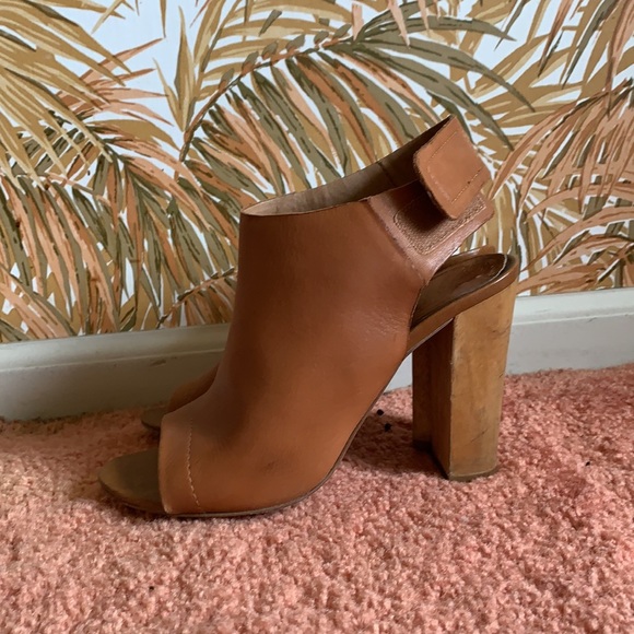 ALDO Open Toe Leather Chunky Heel - Brown Size 8.5 - Picture 4 of 4